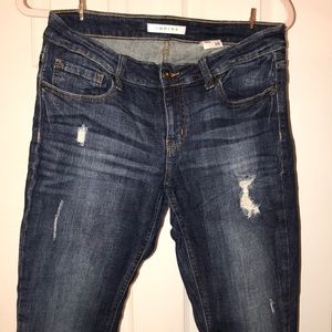 Ankle skinny jean
